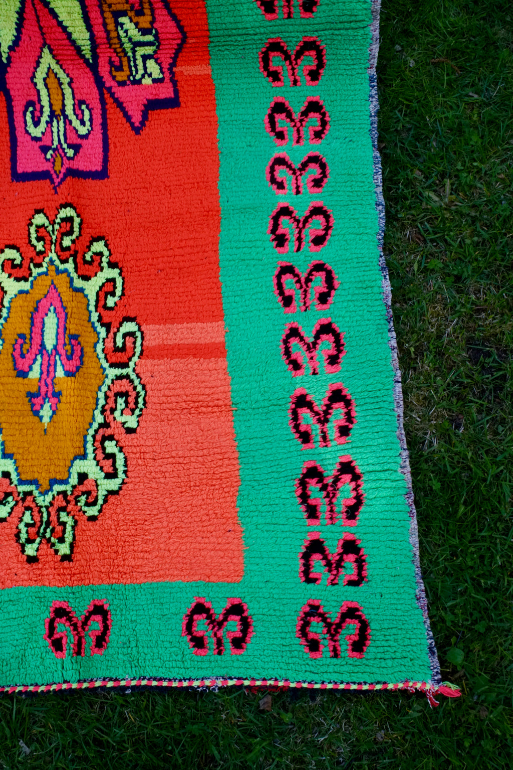 Marokkolainen vintage Azilal berbermatto 215x110