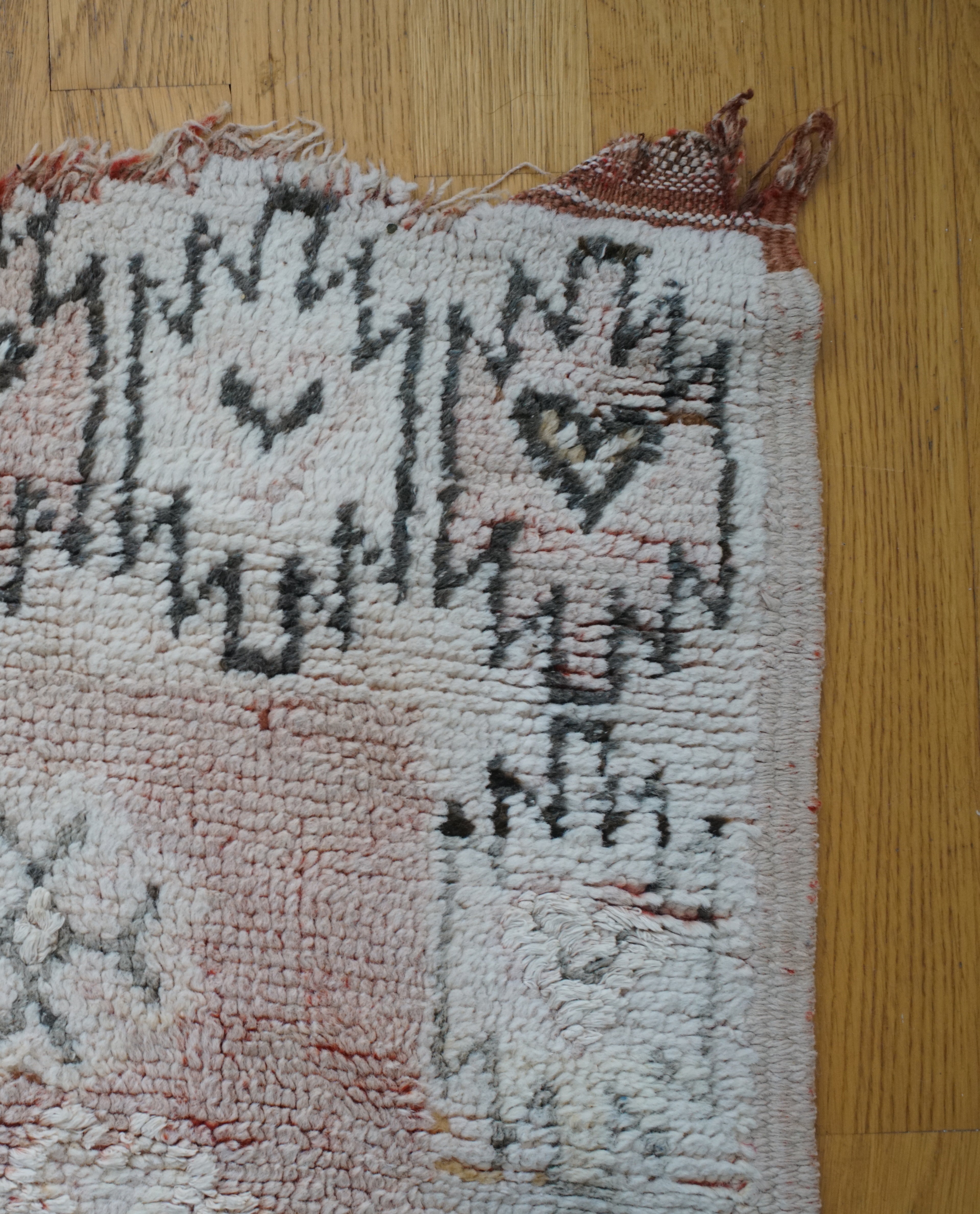 Marokkolainen vintage Azilal berbermatto 250x165