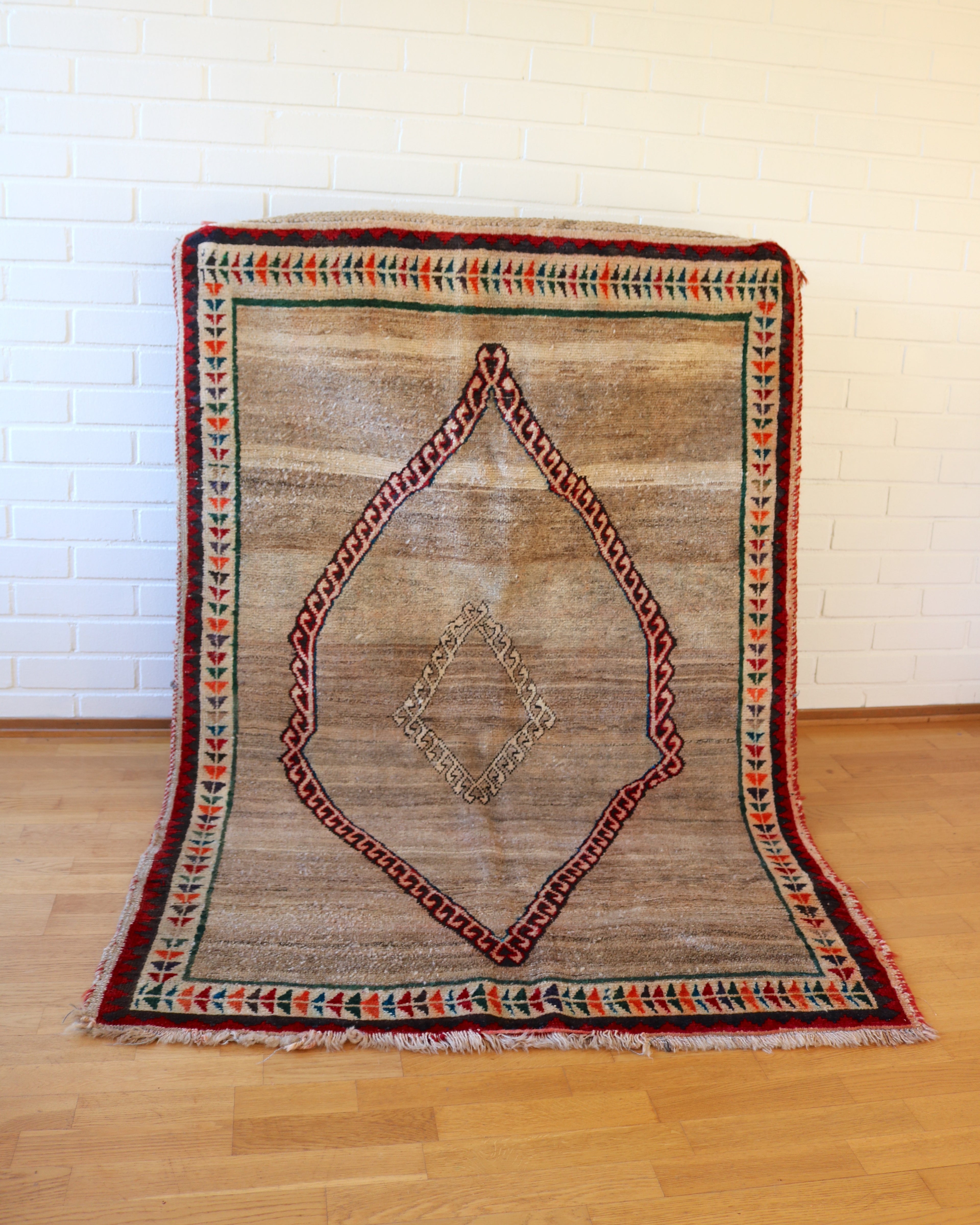 Marokkolainen vintage berbermatto 207x136